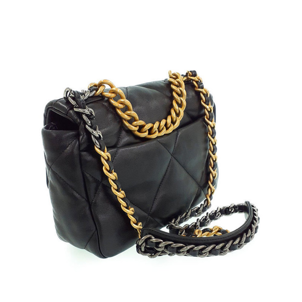 Chanel Chain Shoulder Handbag Bag 19